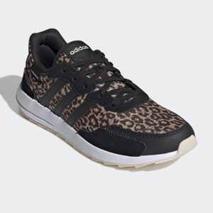 NWT Adidas Retrorun Leopard Running Shoes
